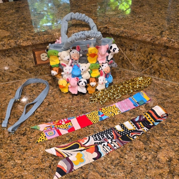 Meghan Fabulous The Bigtop Tote - Picture 1 of 9